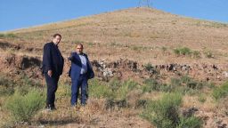 تصویر/بازدید شهردار از محل دفن زباله سایت جدید شهرداری میانه