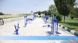 نصب ست دستگاه های ورزشی در بوستان دکتر صدیقی