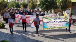 برگزاری همایش بزرگ پیاده روی خانوادگی در میانه