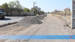 اجرای زیرسازی خیابان مجاور پادگان ارتش در شهرک ولیعصر عج