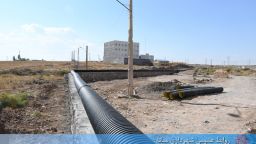 حل مشکل آب های سطحی کوی نیروی انتظامی با 350 متر لوله گذاری