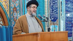 امام جمعه میانه: در برابر هجمه‌های دشمنان باید ایستادگی و مقاومت کرد/ سازش با دشمنِ عهدشکن خطاست