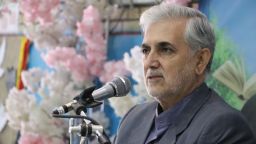 نفرات برتر کنکور در توسعه آینده شهرستان تاثیرگذار هستند