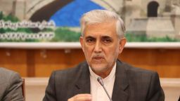 تقویت مهارت‌آموزی در شهرستان‌هایی مانند میانه، کلیدی برای ایجاد اشتغال پایدار، کاهش بیکاری و جلوگیری از مهاجرت جوانان به کلانشهرها است