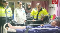 عیادت رئیس پلیس‌راه میانه–زنجان از مصدومان حادثه واژگونی اتوبوس در محور سرچم–اردبیل