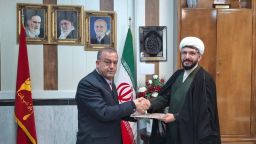 تجلیل فرماندار ویژه میانه از رئیس اداره تبلیغات اسلامی