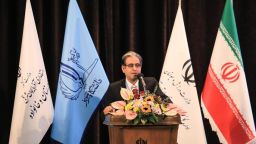 حرکت سریع جامعه به‌ سوی سالمندی، آینده ساختار جمعیتی کشور را تهدید می‌کند