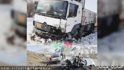 برخورد کامیون و ۲۰۶ با دو فوتی در محور تیکمه داش به میانه