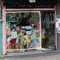 فروشگاه سفید برفی