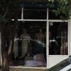 فروشگاه لباس کرال